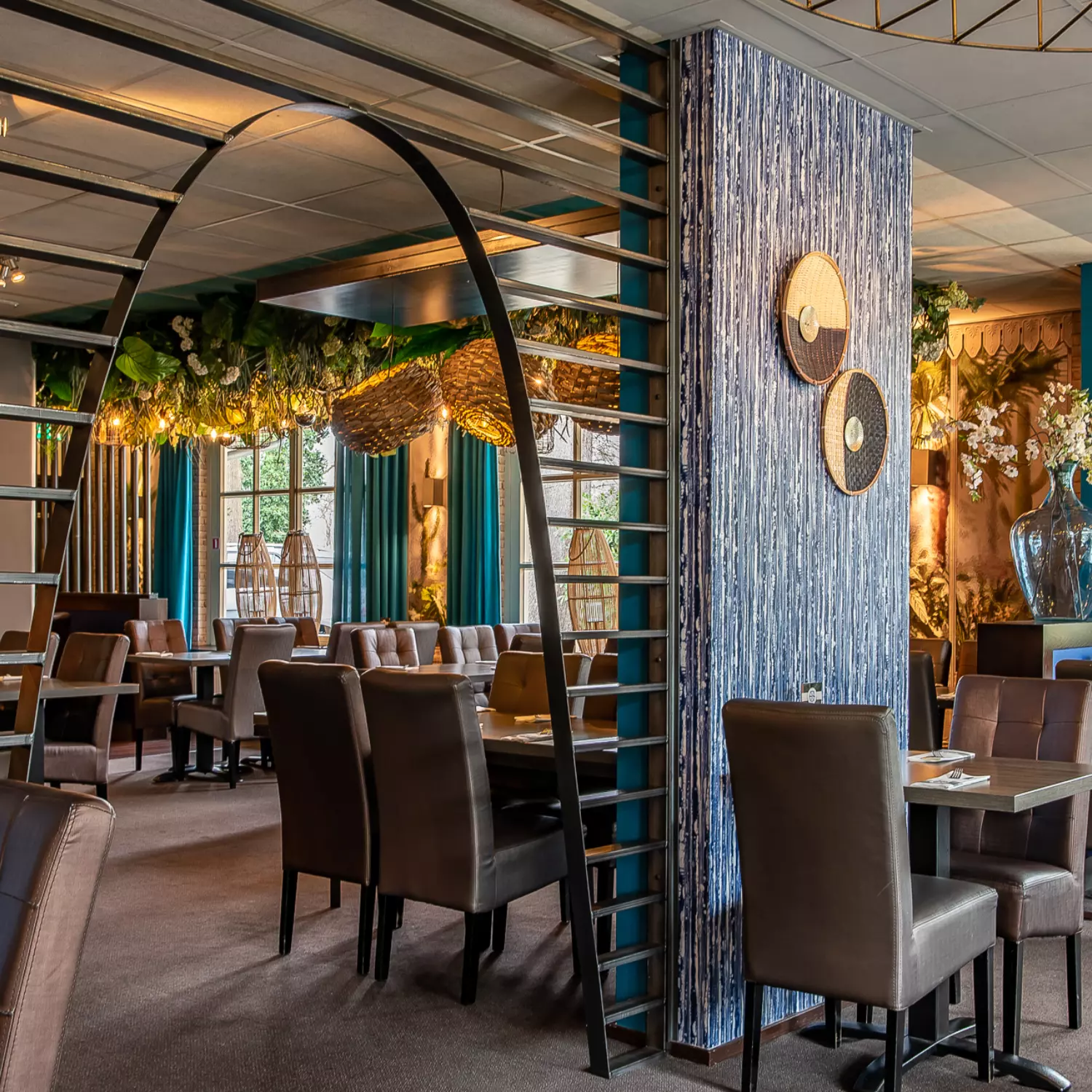 Grand Plaza Eibergen Contact